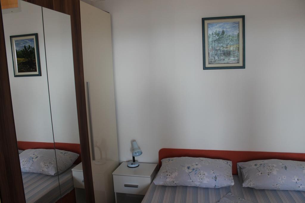 Apartment Nera Pola Esterno foto